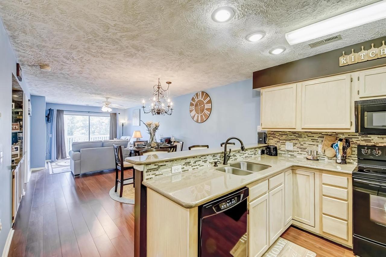 Coastal Compass Apartment Миртъл Бийч Екстериор снимка